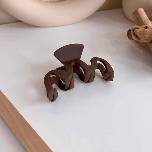 Wavy Hair Claw- coffee brown