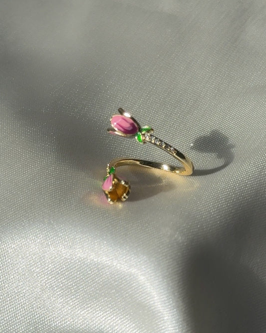 Twirling Tulips Soft Girl Ring