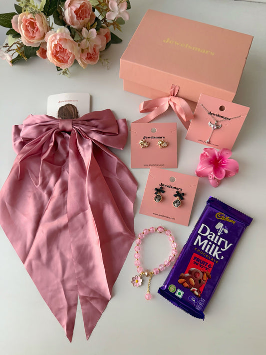 Viral Gift Hamper for Her