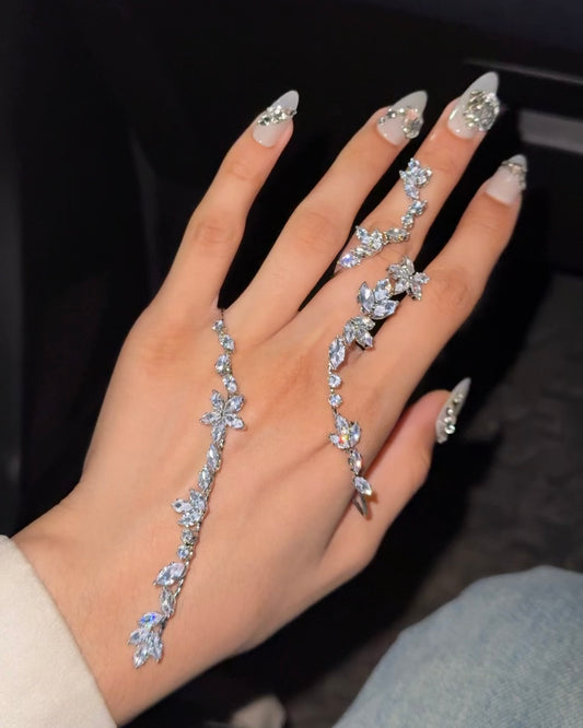 Moondust Sparkle Hand Jewellery