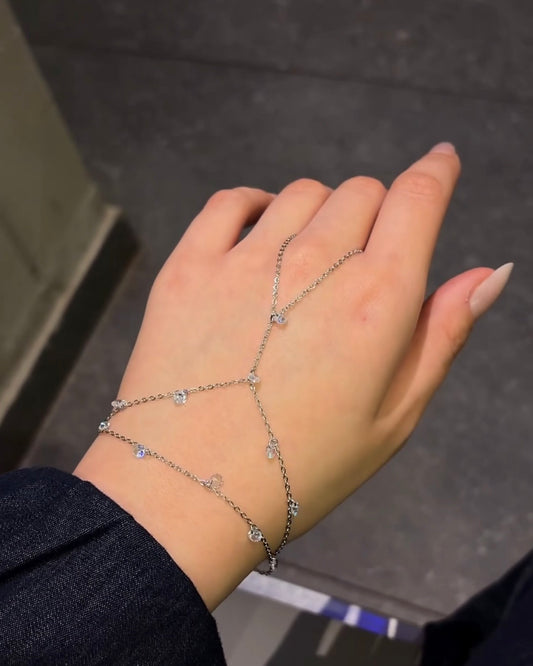Duchess Drape Hand Jewellery