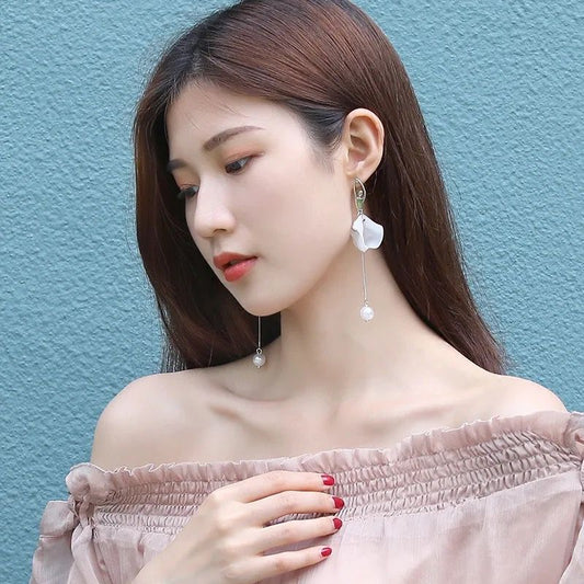 Ballerina Petal Love Earrings