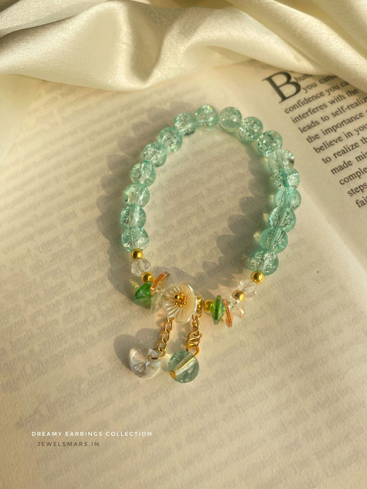 Dreamy Floral Bracelet- blue