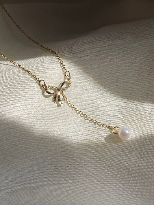 Bow Pearl Drop Necklace