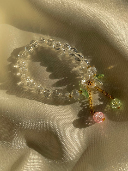 Dreamy Floral Bracelet- white