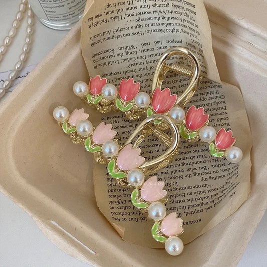 Pinteresty Tulip Pearl Claw Clutchers