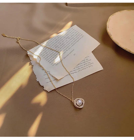 Korean Statement Pearl Necklace (stainless steel)