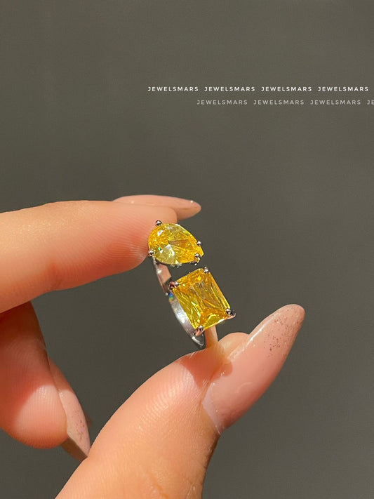 Kylie Geometric Ring- yellow