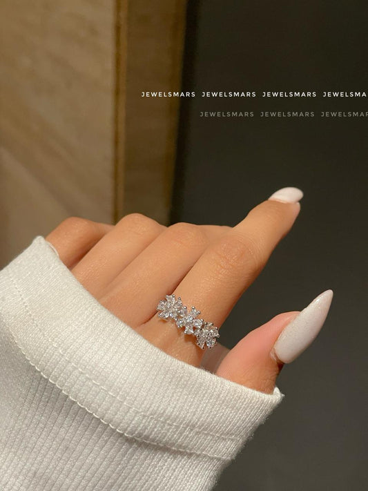 Periwinkle Flower Ring