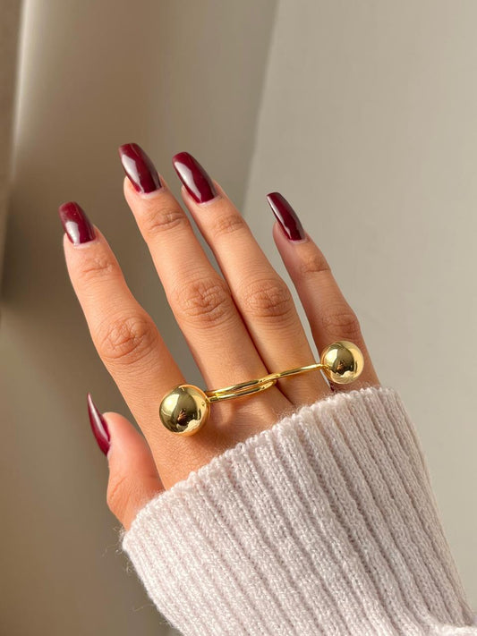 Twisted around my finger Ring