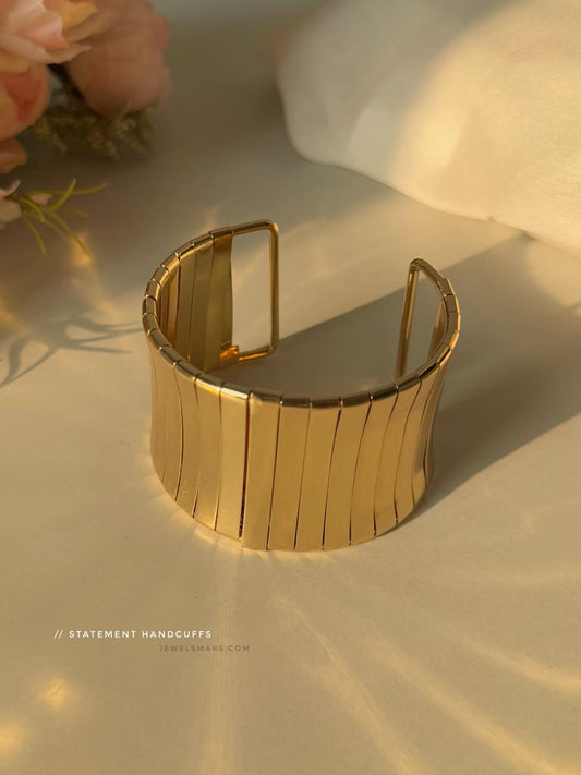 Smartha Statement Handcuff