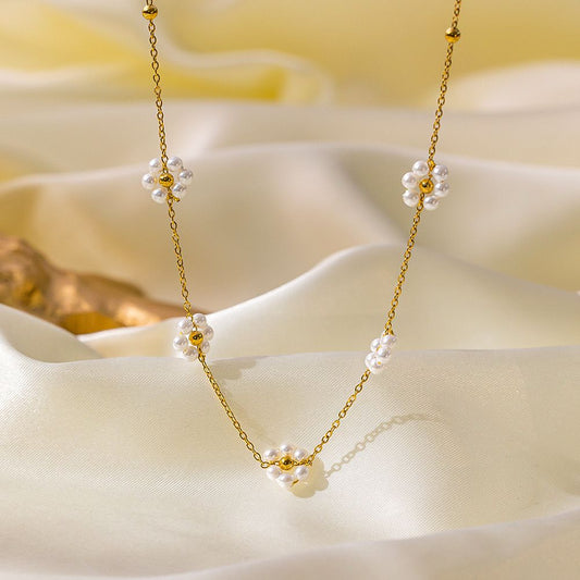 Floral Serenity Pearl Necklace