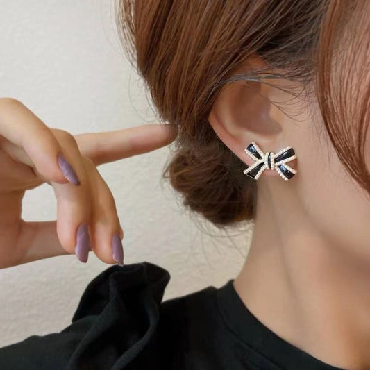 Bow of the Night earrings