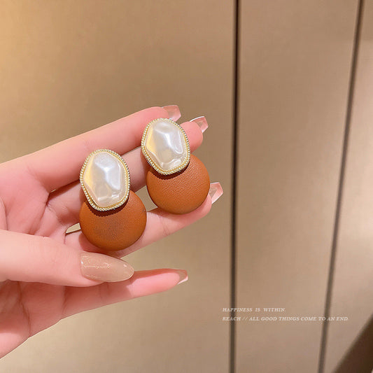 Pearl Espresso Earrings