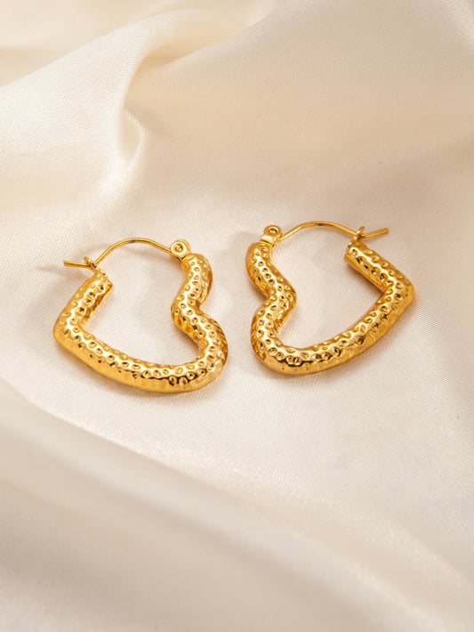 She’s in Love! Earrings