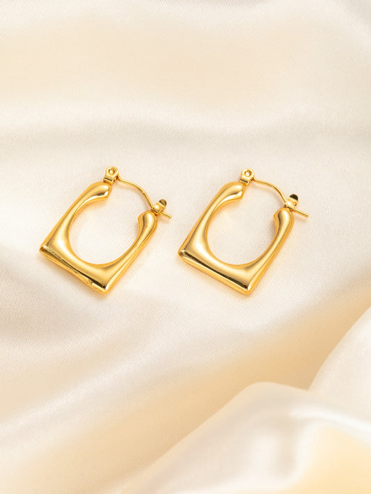 Serving Classy Core Earrings