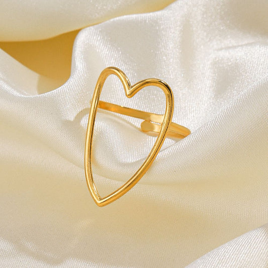 Cupid’s Loop Heart Ring