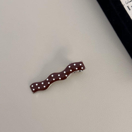 Retro Ruby Hair Clip (1pc)