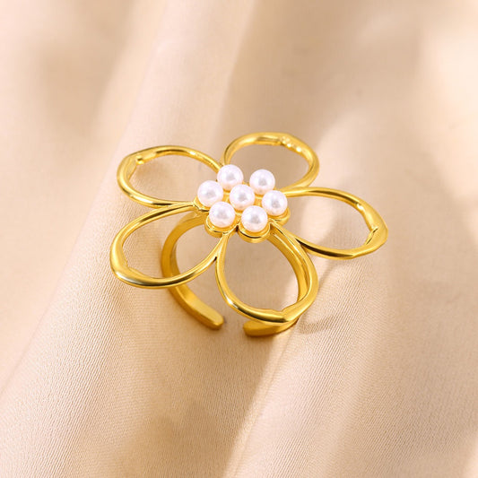 Flower Power Pearly Ring
