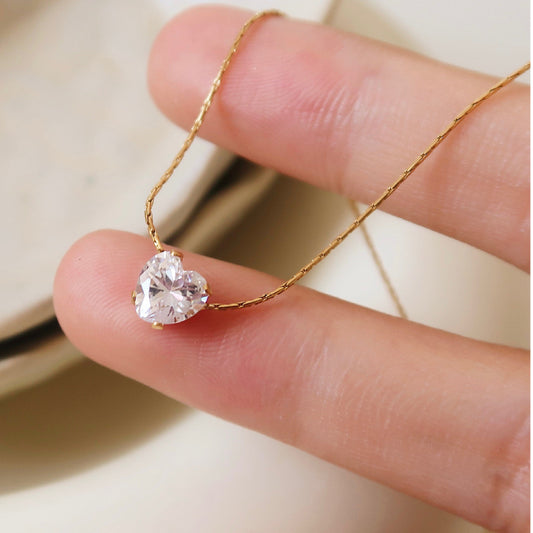 Feminine-Love Heart Necklace