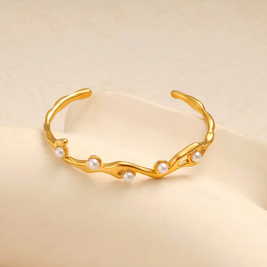 Elysia Pearl Engraved Bracelet