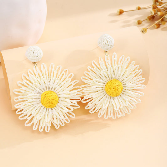 Pop of Pretty Daisy Earrings