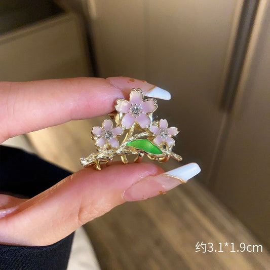 Glossed-up Daisies Hair Claw