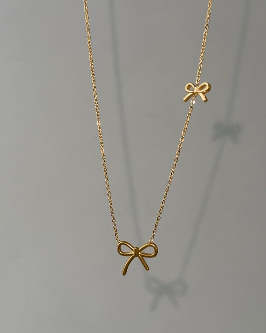 M’Lady Bow Necklace
