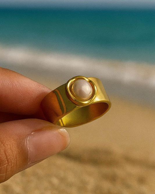 Vintage Shores Pearl Ring