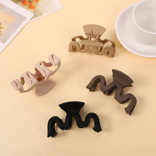 Daily-Wavy Hair Claw