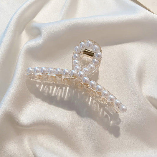 Pearl Delicacy! Clutcher