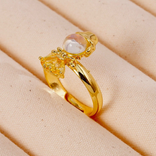 Mirror-mirror on the wall! Ring