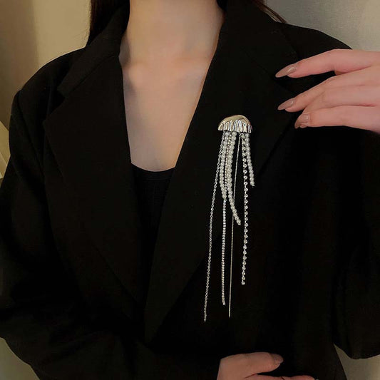 Iconic Abyss Pearl Earrings (1 piece)