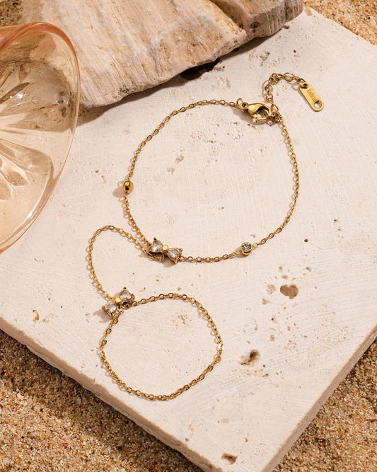 Threads of Gold! Bow Hand-chain