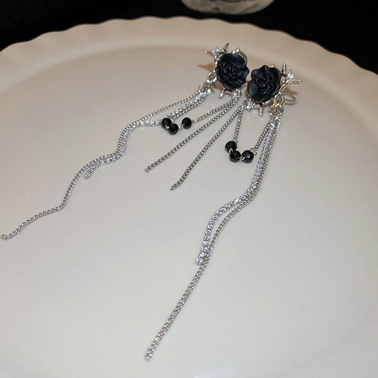 Wicked- Queen Dangling Rose earcuff