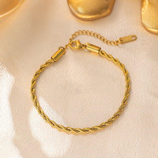 Gold Entwine Bracelet