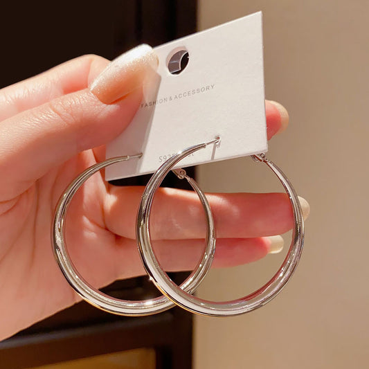 Clean Girl Silver Hoop Earrings