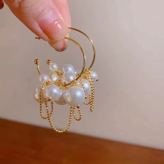 Lady in Pearls! Earrings