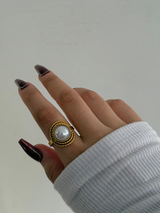 Luminous Princess Pearl Ring