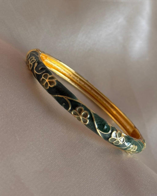 Emerald Enchant Enamel Bangle