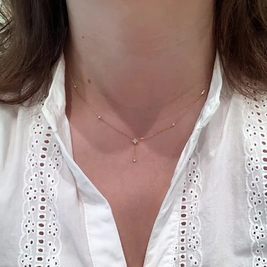 Wink of Flicker Minimalistic Necklace