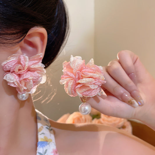 Rosalina Pearly Earrings