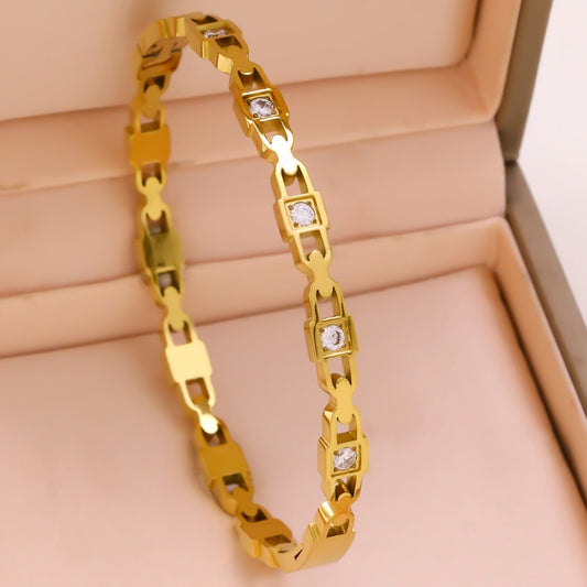 Rhinestone Luminance Gold Bracelet