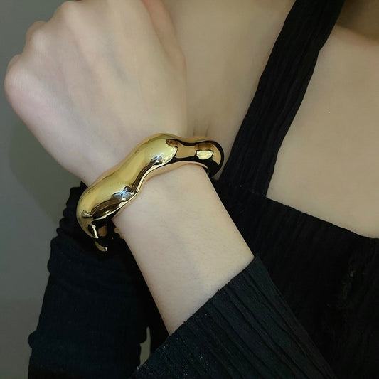 Golden Icon Handcuff