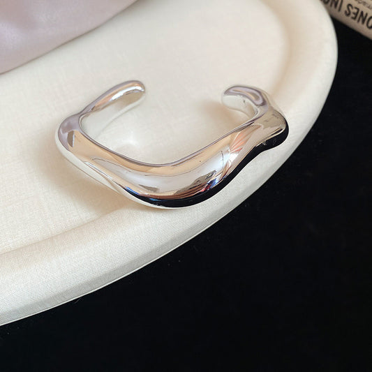 Curvy Silver Handcuff