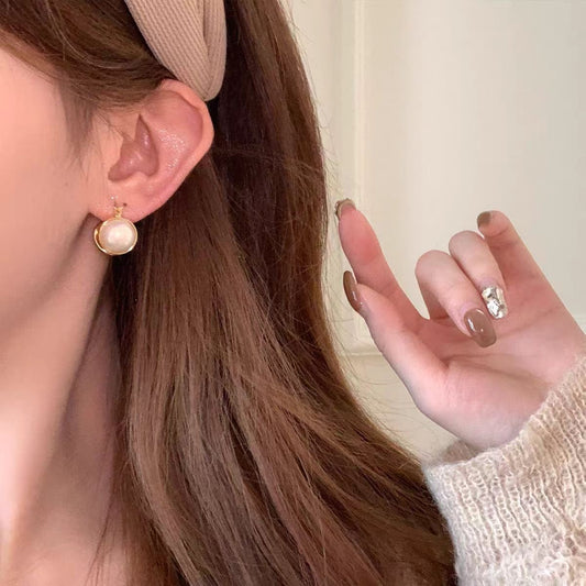 Pearly Euphoria Earrings