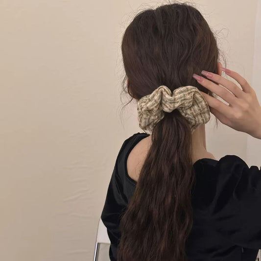 Fall-Palette Cute Scrunchie