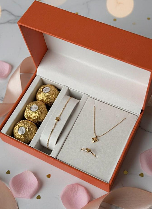 Heart of Gold Indulgence Gift Hamper