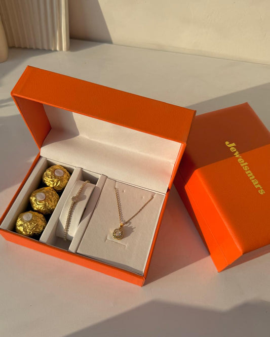 Golden Romance Hamper