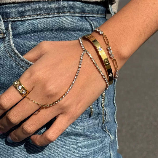 Rhinestone Moment! Hand Chain